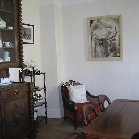 Chateau La Roussille Bed and Breakfast Cordes Sur Ciel