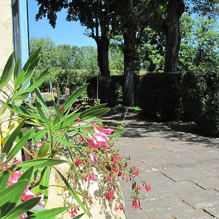 Chateau La Roussille Bed and Breakfast