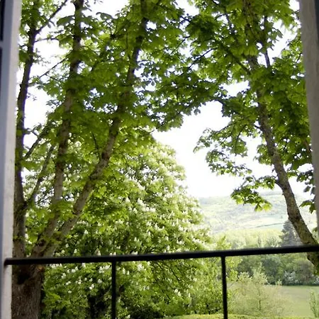 Chateau La Roussille Bed and Breakfast Cordes Sur Ciel